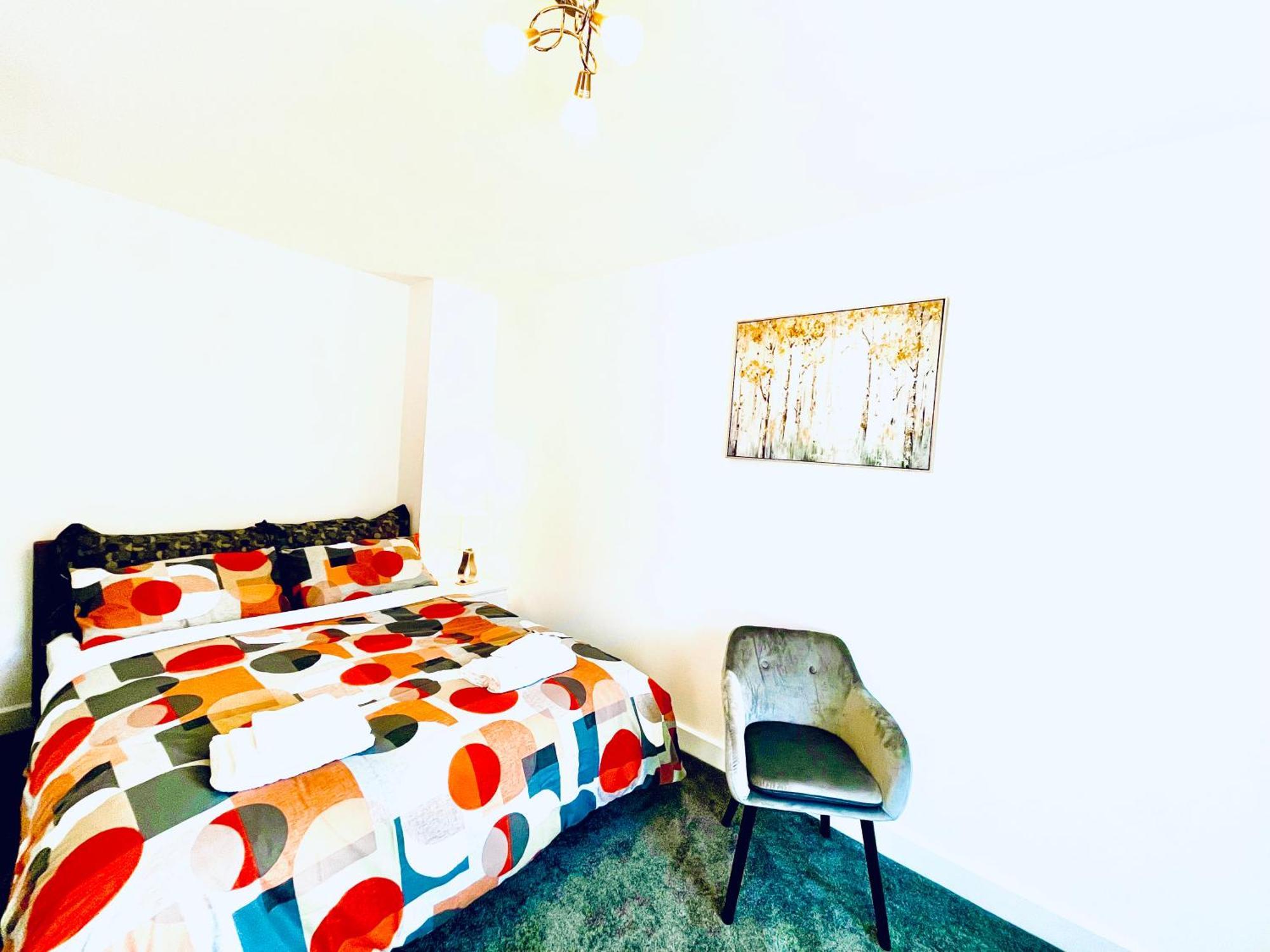 Modern Townhouse, Sleeps 4 With Parking Apartman Wakefield Kültér fotó